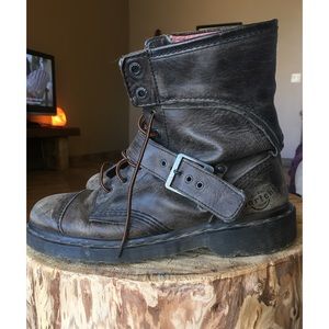 Dr. Martens Men's Triumph Boot Brown US.11